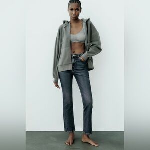 Zara STOVE PIPE JEANS WITH A HIGH WAIST